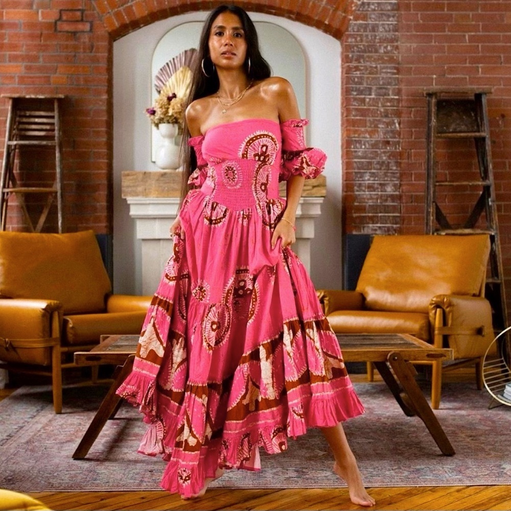 🔥(NWT) LOVE THE LABEL ZOLA OFF SHOULDER DRESS 🔥